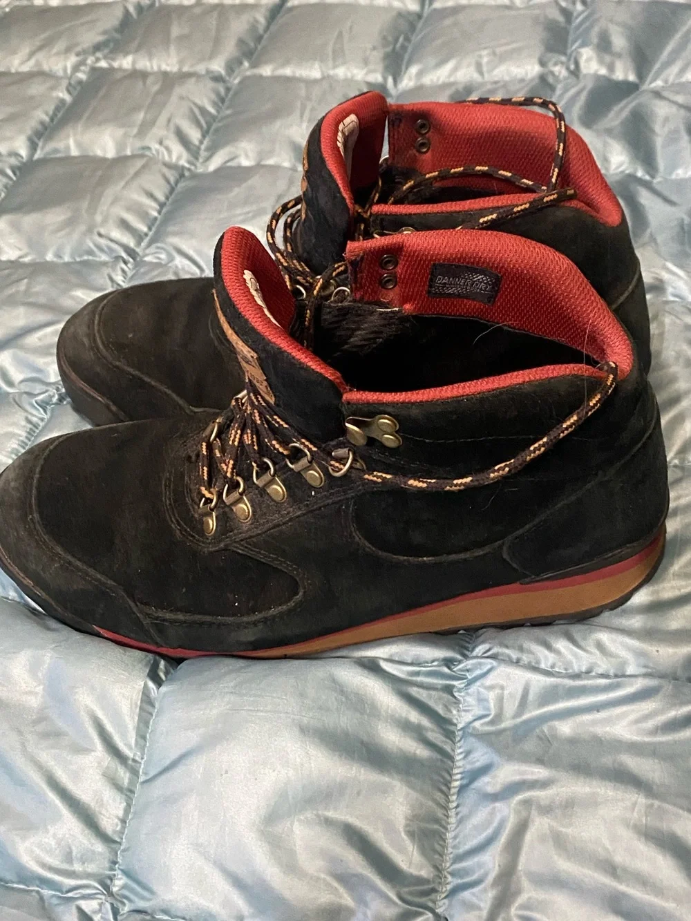 EUC Mens Danner Jag Black Suede Hiking Boots with Red Lining Sz 9.5